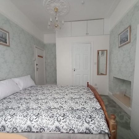 Mari London Holiday Room Ilford Exterior foto